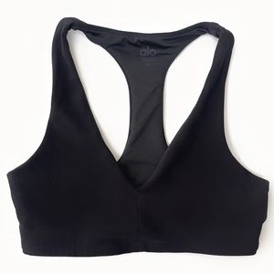 ALO YOGA - Alosoft Base Bra in Black - Size XS